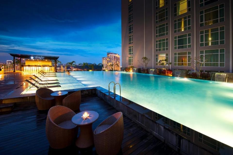 Night, Pool view, sunbed