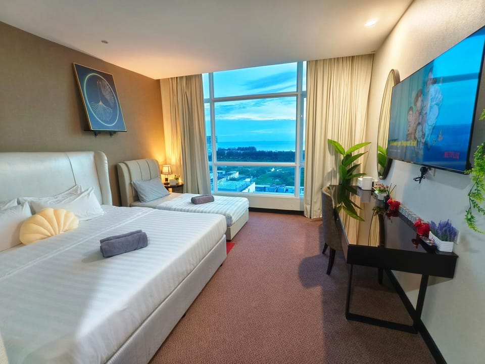 Photo of the whole room, Bedroom