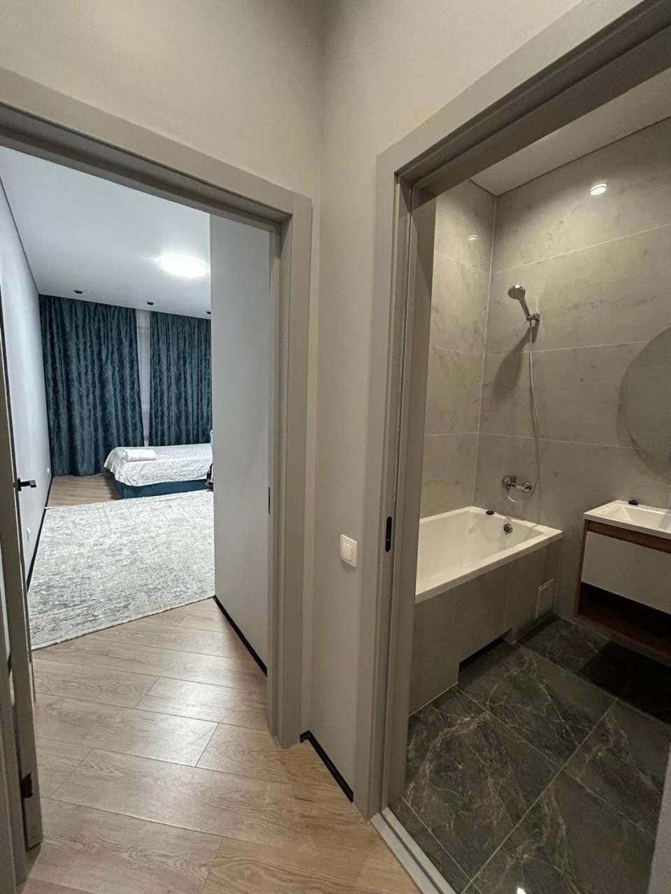 SUPER MODERN PLACE FOR TRAVELING and BUSINESS TRIP IN THE CENTER Apartment in Almaty