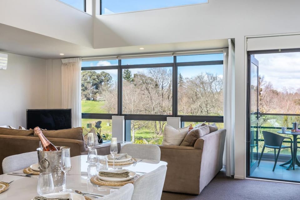 Balcony/Terrace, Living room