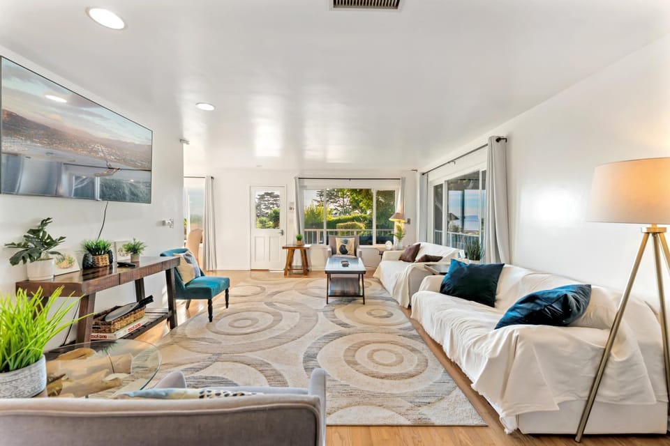 Summerland Surf Shack | Chosen Beach Collection House in Summerland
