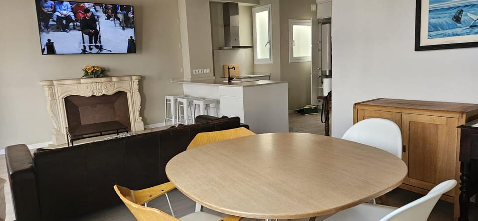 Property building, Living room