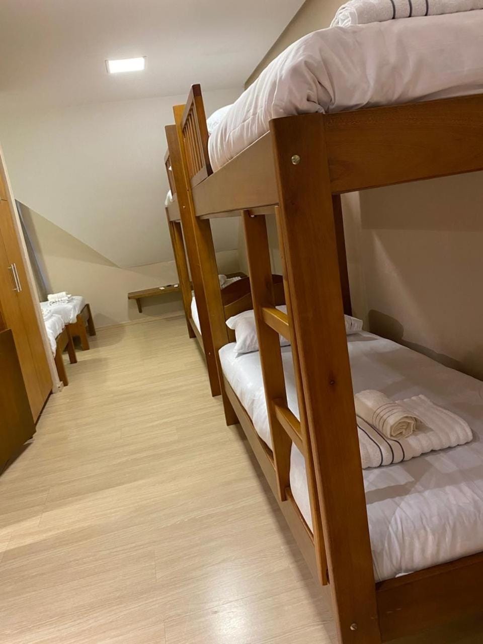 Bed, bunk bed