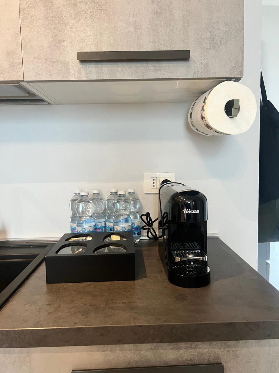 Coffee/tea facilities, Kitchen or kitchenette