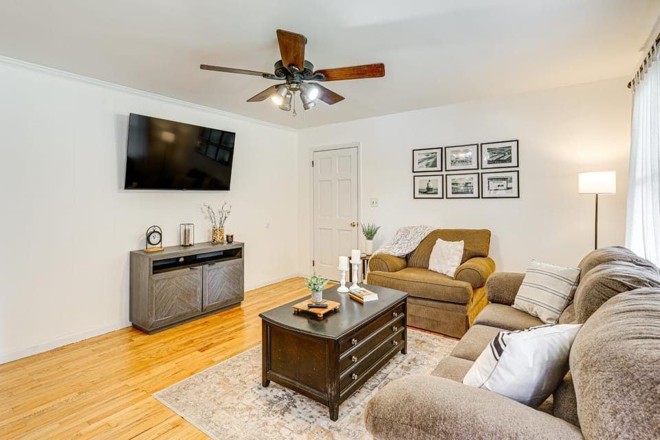 Dog-Friendly Retreat Near Delaware Bay House in Sussex County