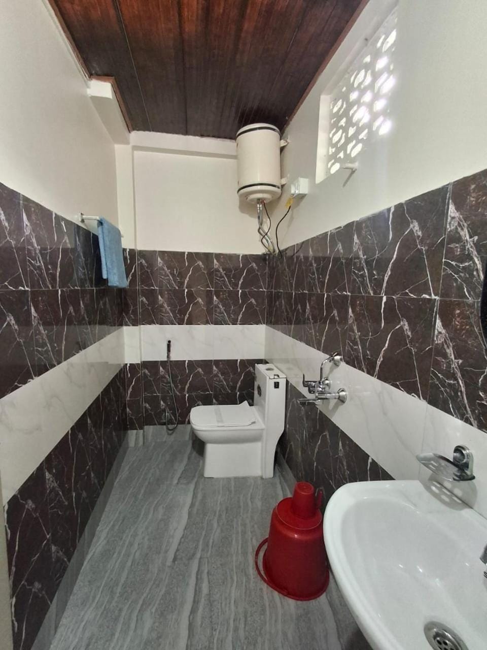Toilet, Bathroom