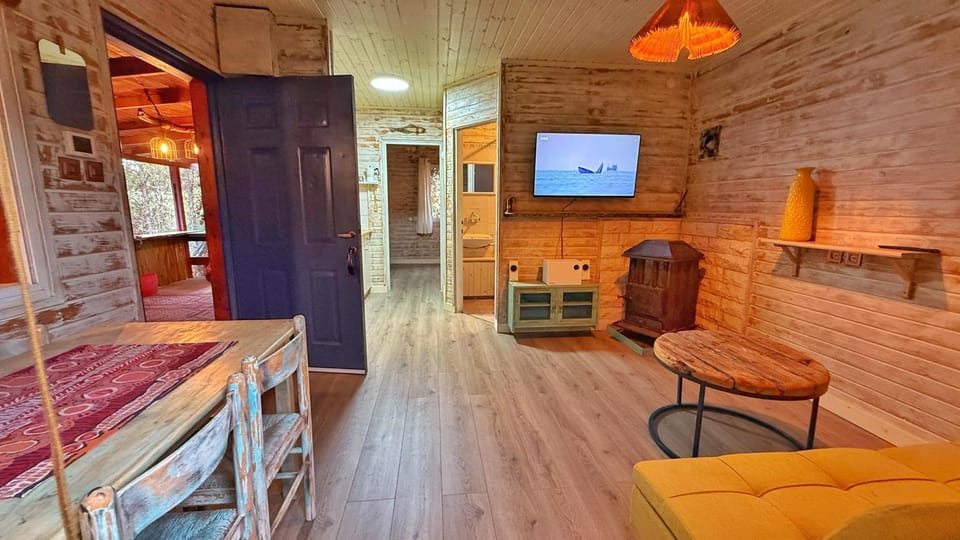 Ruimyz cabbin Nature lodge in North District