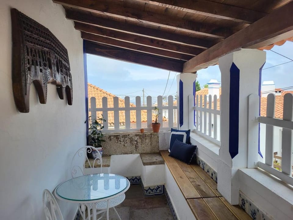 View (from property/room), Balcony/Terrace, Seating area