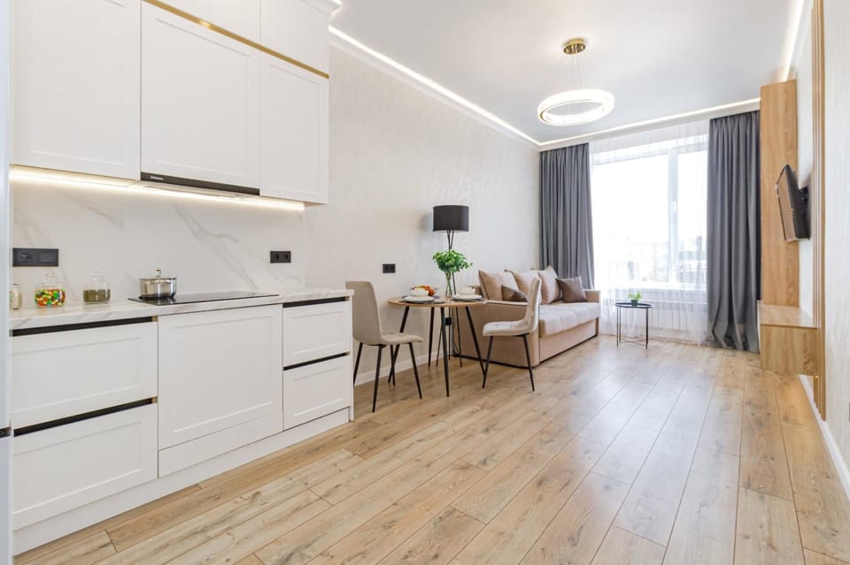 TV and multimedia, Kitchen or kitchenette, Living room