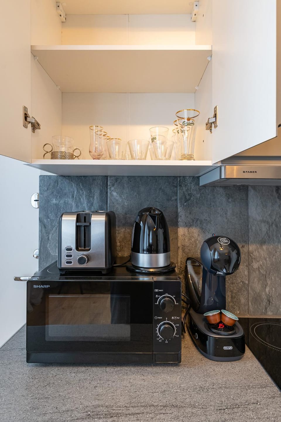 Coffee/tea facilities, Kitchen or kitchenette, pet friendly, stove, toaster
