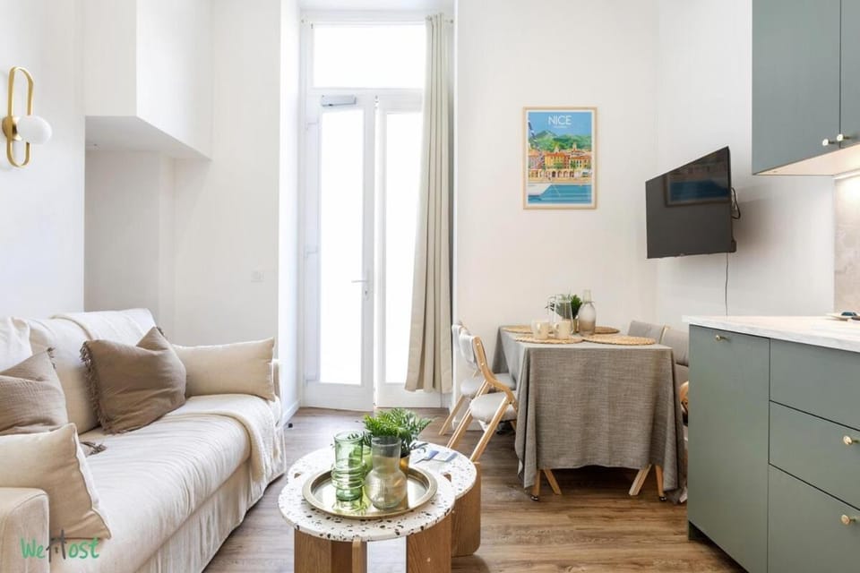 WeHost D4 - La Chic Cour 2 people Near sea Apartment in Nice