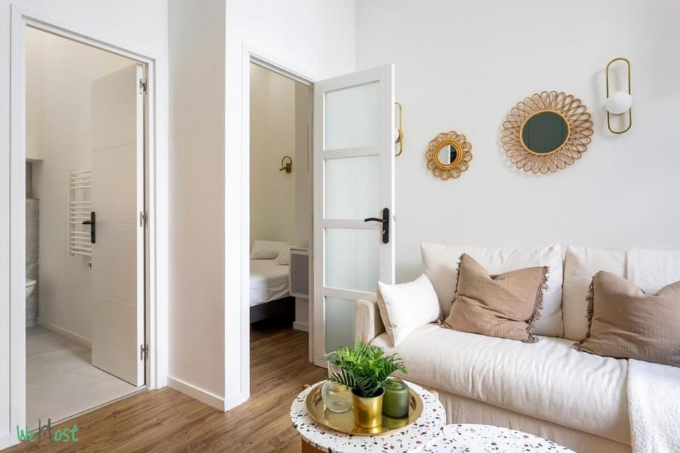 WeHost D4 - La Chic Cour 2 people Near sea Apartment in Nice