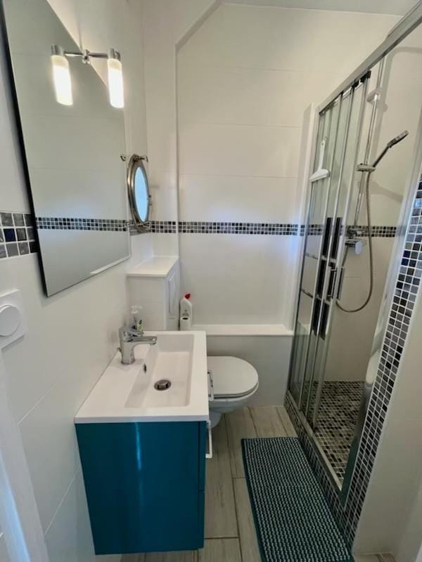 Studio 4 people beach and parking Apartment in Hyères
