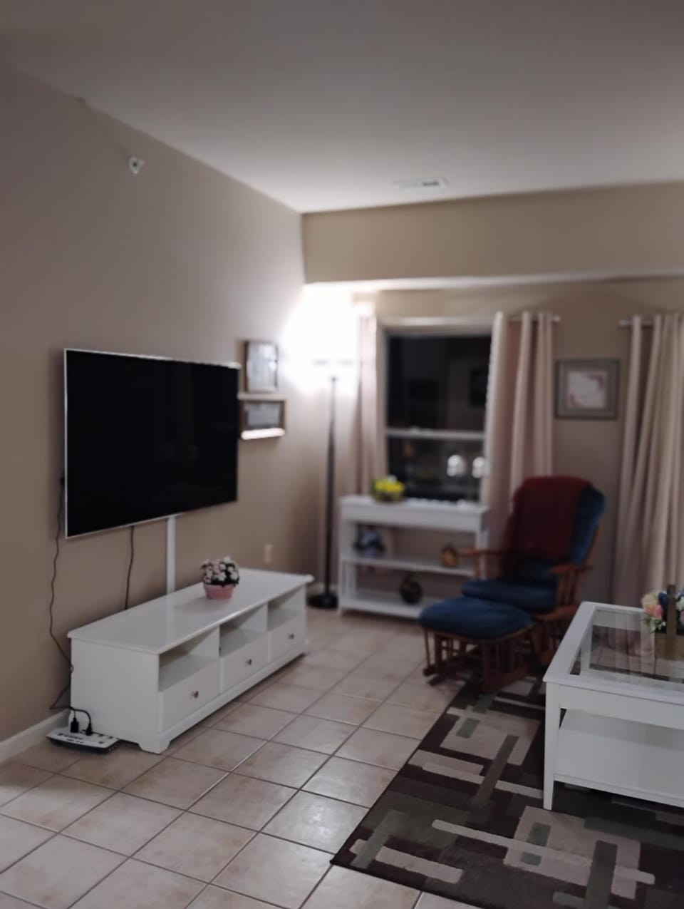 Armada Corners Apartment in Lake Erie