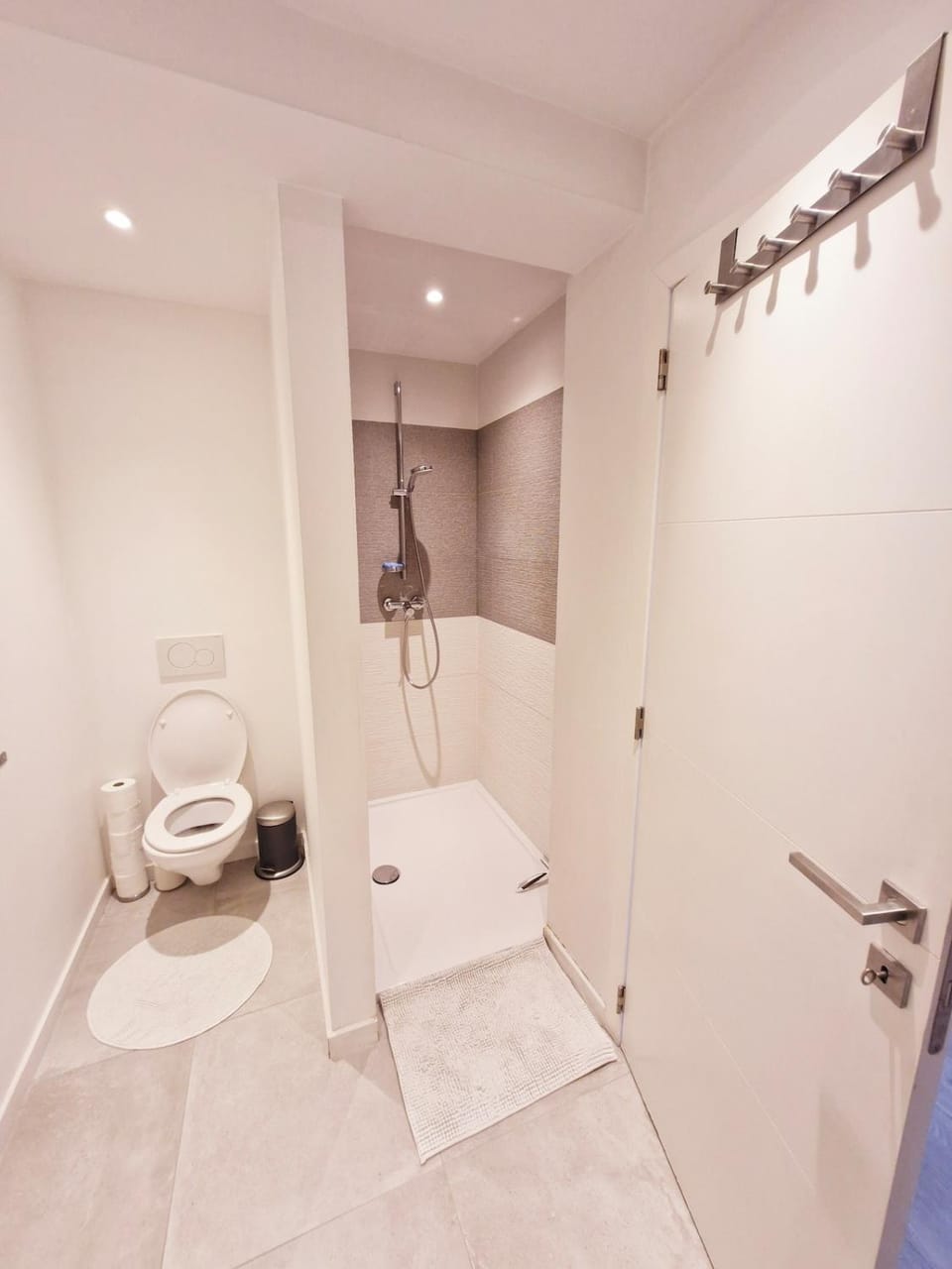Shower, Toilet, Bathroom