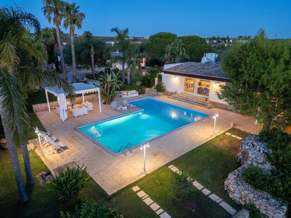 Villa Pietraluce Villa in Apulia