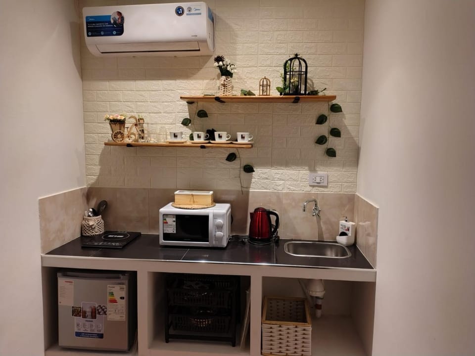 Coffee/tea facilities, Kitchen or kitchenette