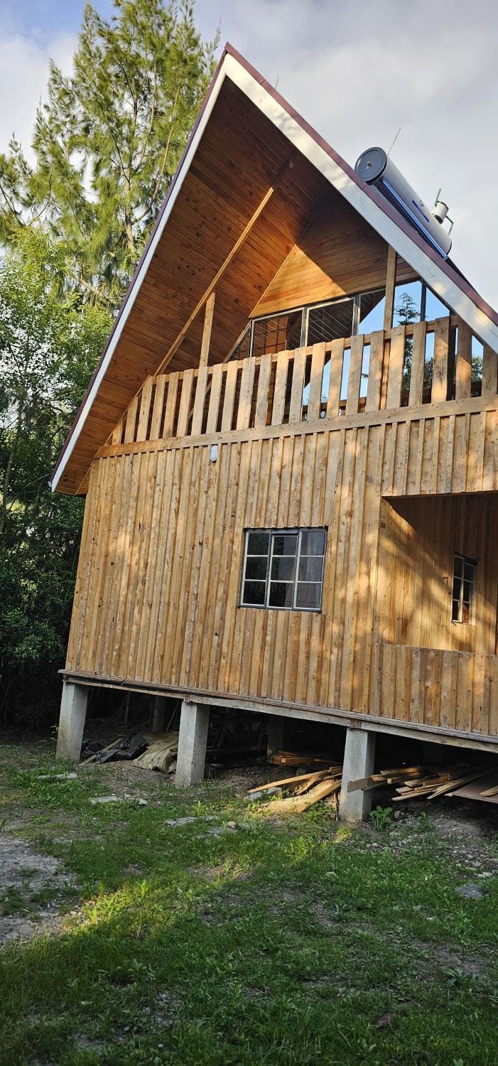 Peaceful Farm House facing the Aberdares Chalet in Kenya