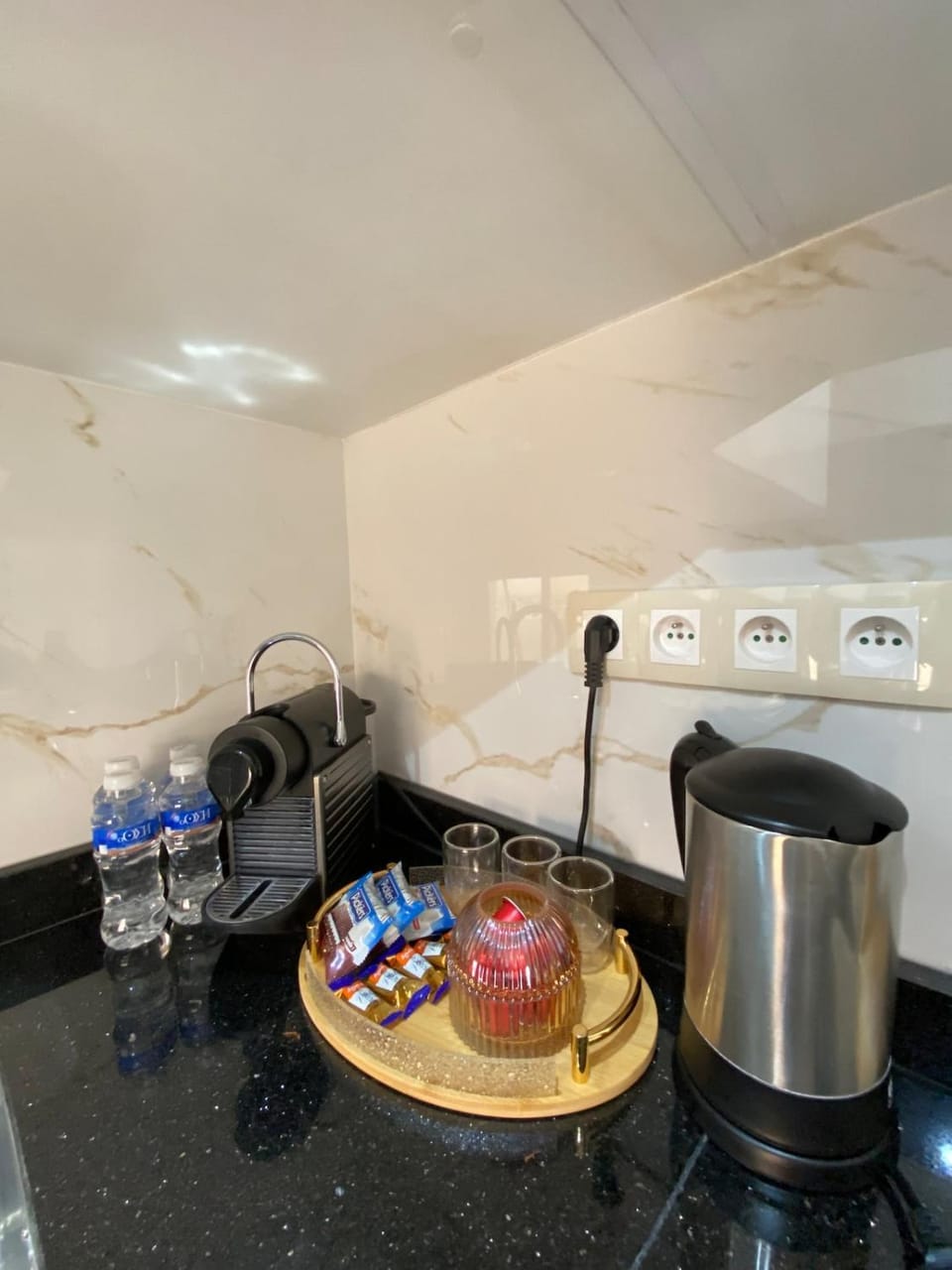 Coffee/tea facilities