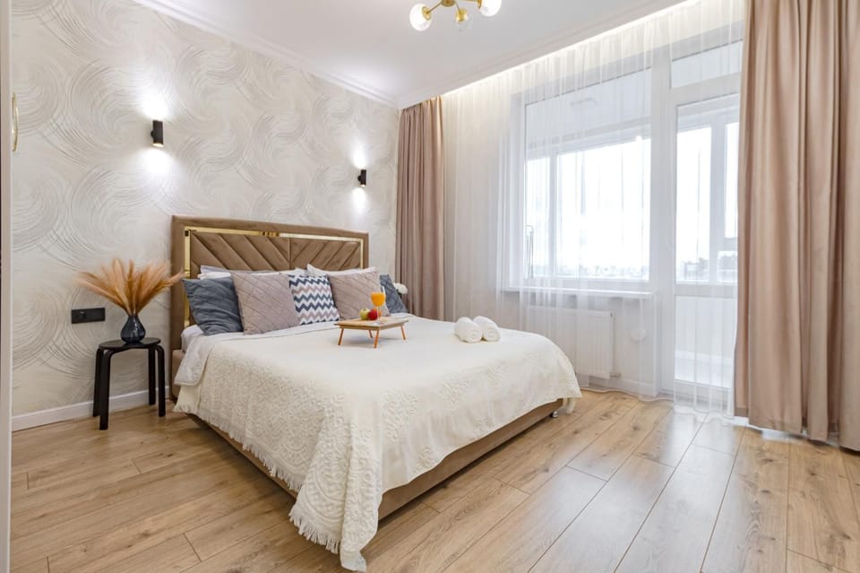 Bed, Bedroom, towels, wardrobe