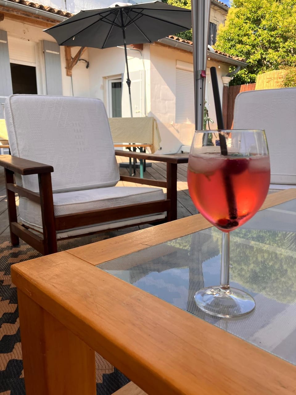 Patio, Swimming pool, Alcoholic drinks