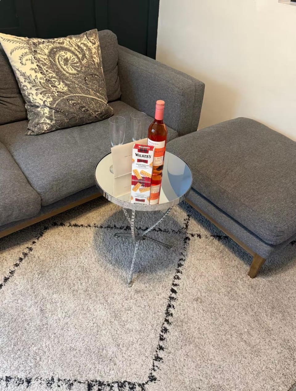 Pristine and homely 1 bedroom house Apartment in Northampton
