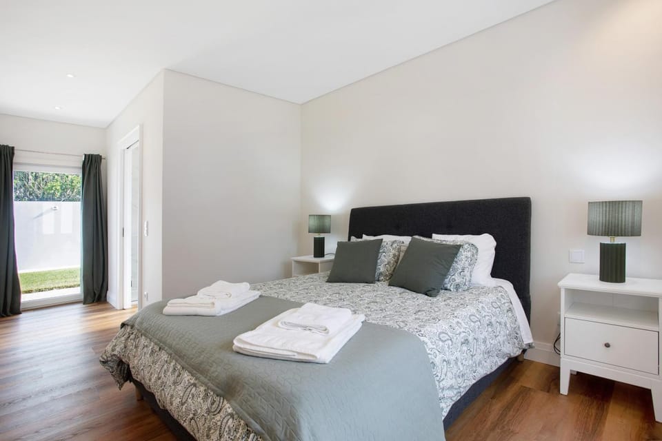 Living room, Bedroom