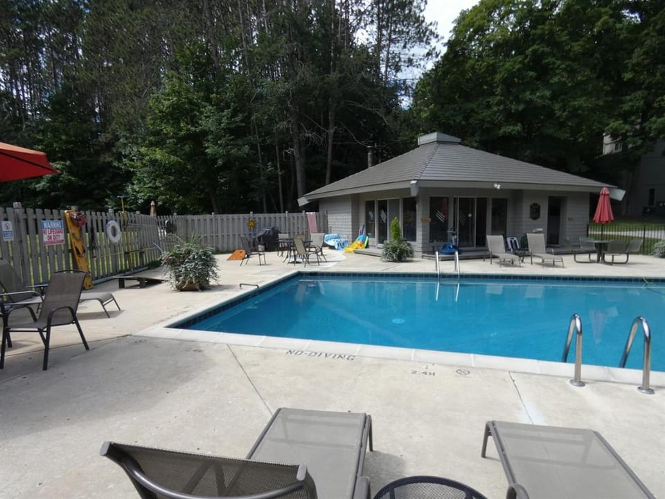 Sanctuary at Sundendorf- New Updates! Apartment in Michigan