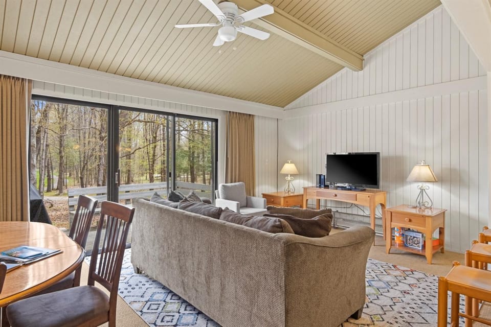 Sanctuary at Sundendorf- New Updates! Apartment in Michigan
