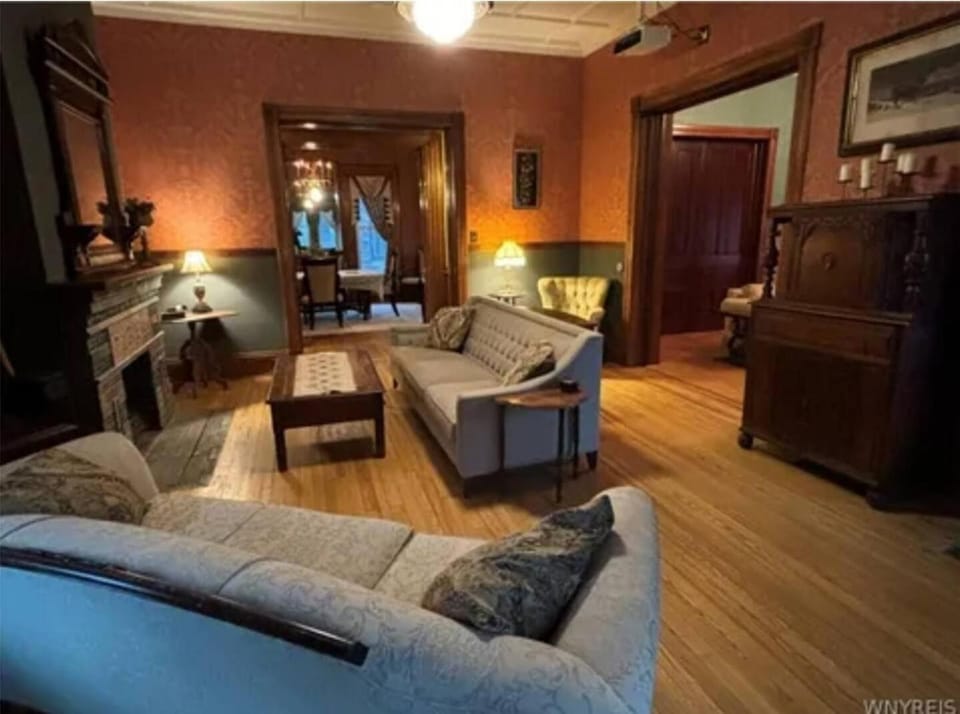 TV and multimedia, Living room