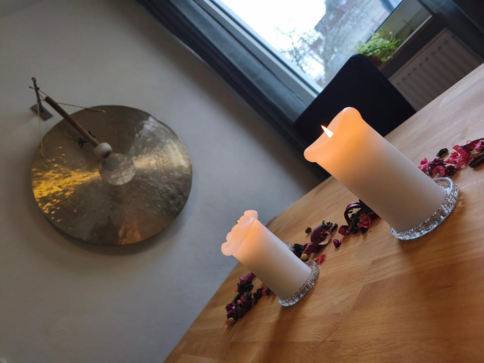Decorative detail, Dining area, Food