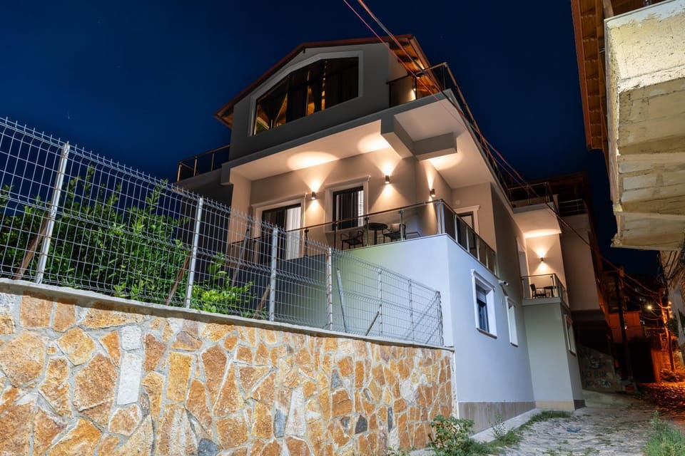 Property building, Night, View (from property/room), Balcony/Terrace