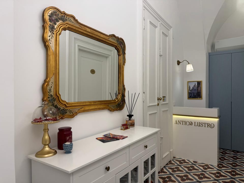 Antico Lustro Bed and Breakfast in Catania