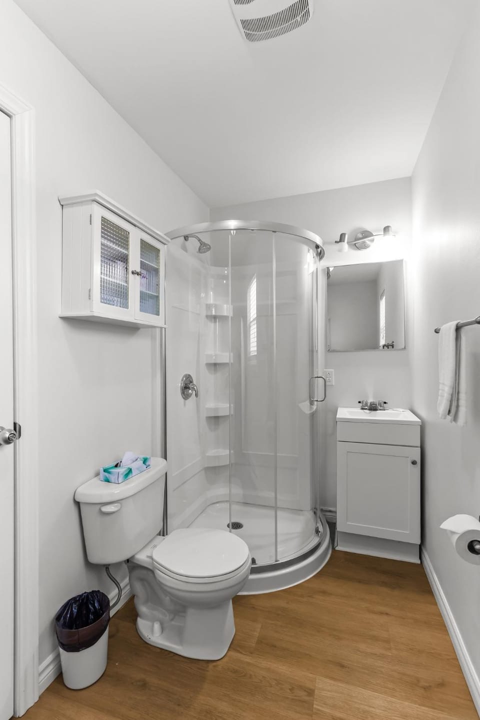 Bright 2BR Loft WiFi Parking Apartment hotel in St Johns