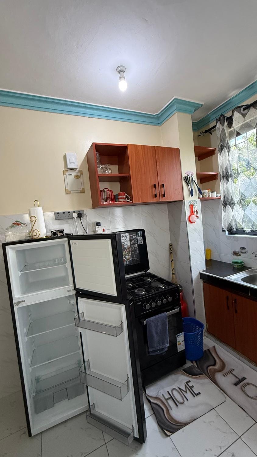 White apartment next to Twin palms apartment Apartment in Mombasa County