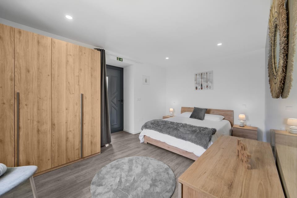 Bed, Photo of the whole room, Bedroom, towels, wardrobe