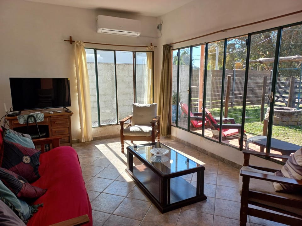 TV and multimedia, Living room, air conditioner