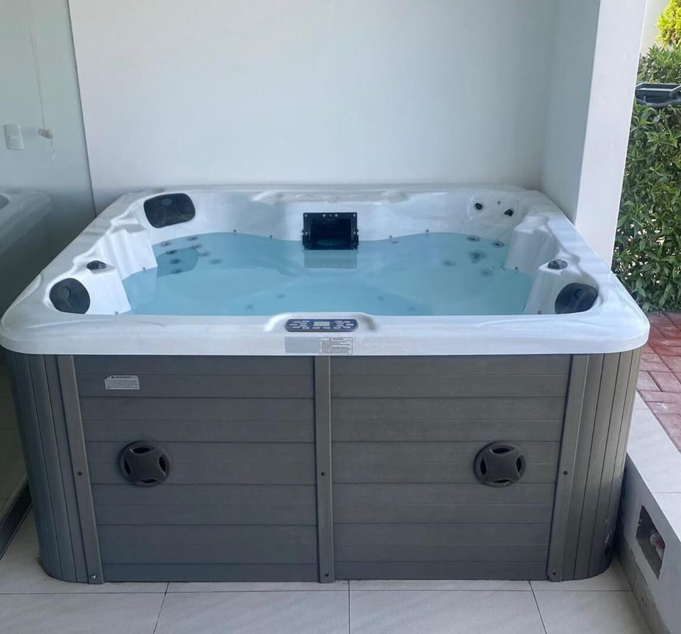 Departamento con Jacuzzi privado y acceso directo al mar Apartment in Asia
