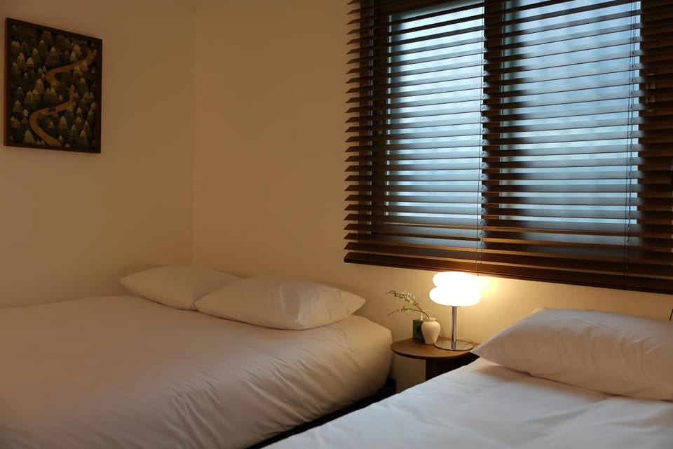 New 건대입구역 도보 3분 JUNY House #성수 #KSPO #DDP #경복궁 #강남 Apartment in Seoul