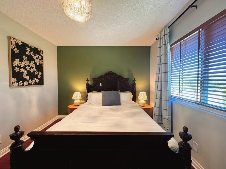 Spacious 4B2B HOUSE DTLA & Disney Office Gym House in Hacienda Heights