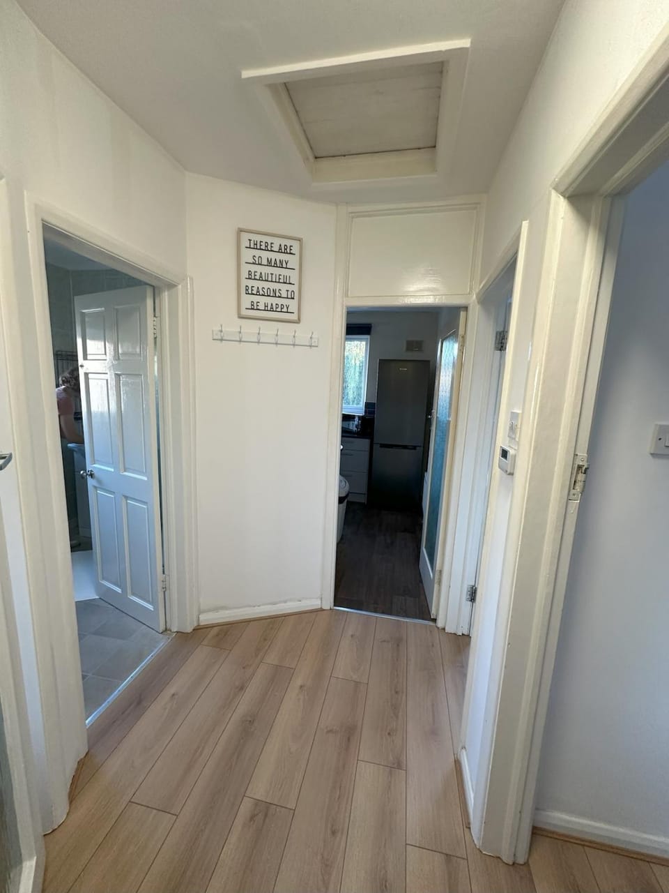 2-Bed Flat in Northwood Hills - Free Parking Apartment in Pinner