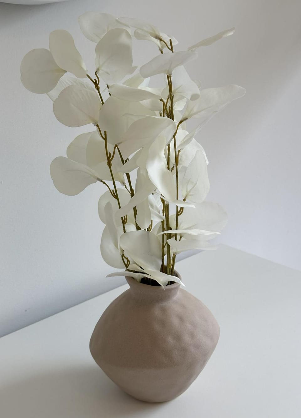 2-Bed Flat in Northwood Hills - Free Parking Apartment in Pinner