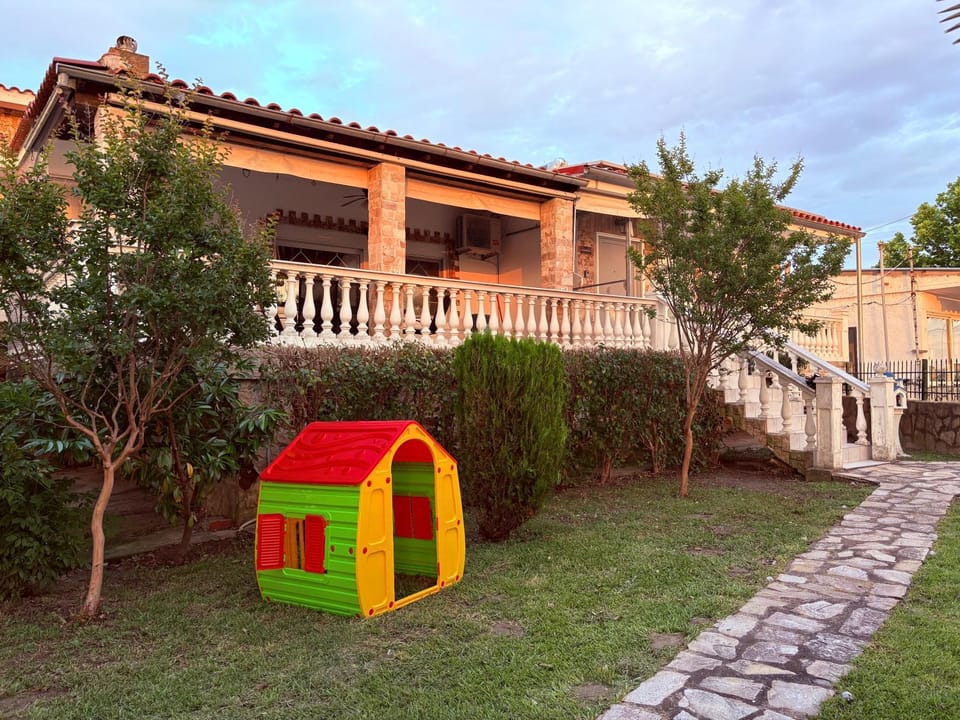 Inner courtyard view