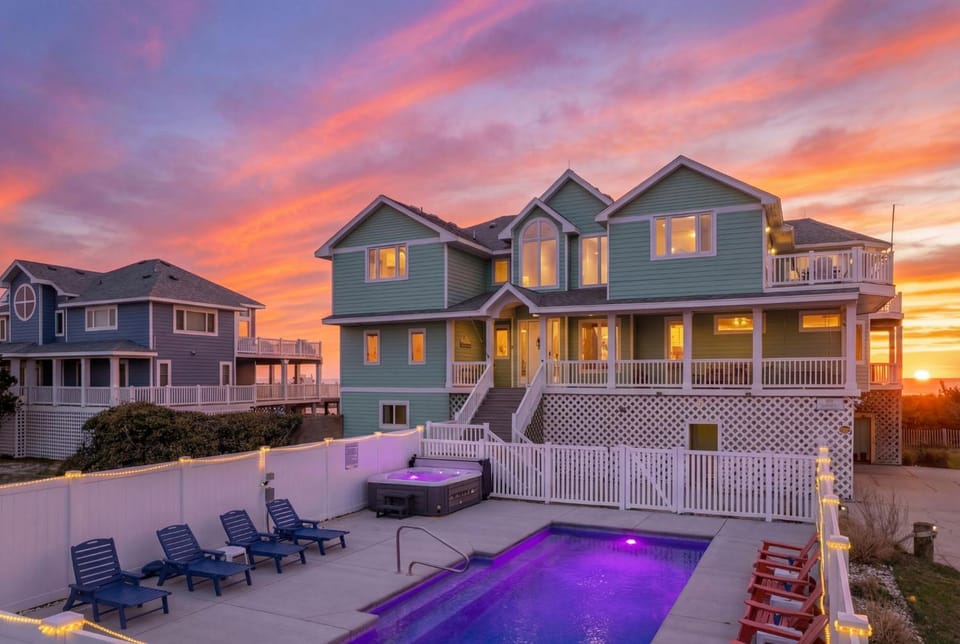 Oceanfront Gem w Pool and Spas GameRm Dune Walkover House in Corolla