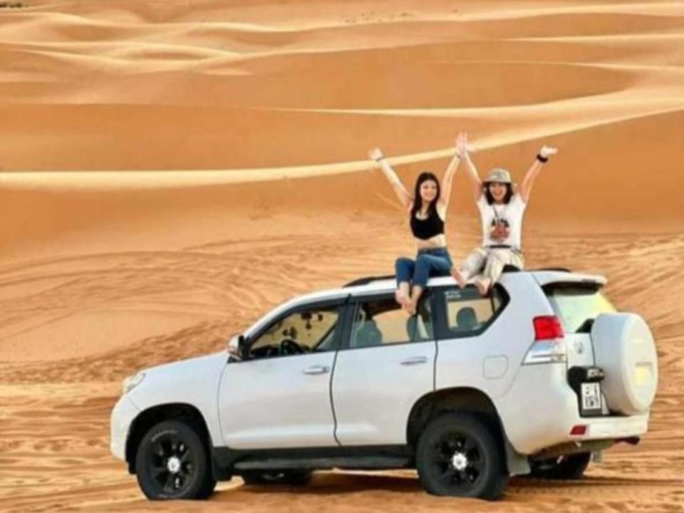 Luxury Dune's Camp Luxury tent in Morocco