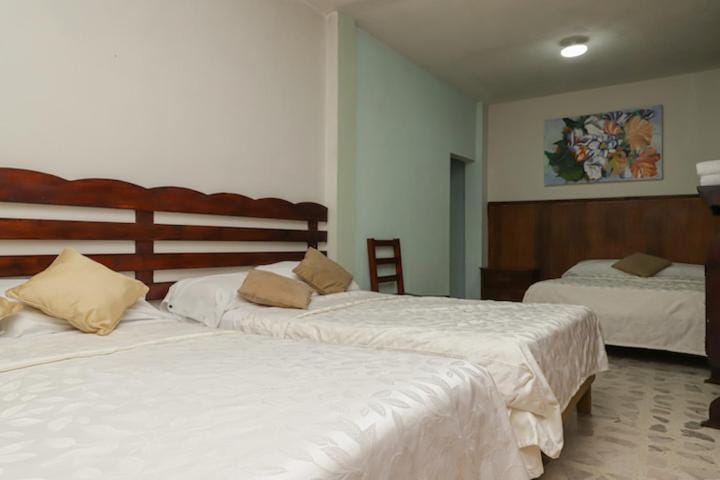 Shower, Casino, Fitness centre/facilities, Banquet/Function facilities, Bedroom, Shopping Area, Location, Family, Family, internet, internet