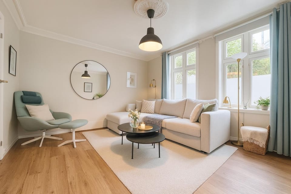 Living room, Seating area