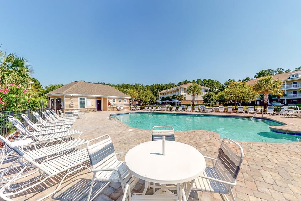 Willowbend at Barefoot Landing Apartment in North Myrtle Beach