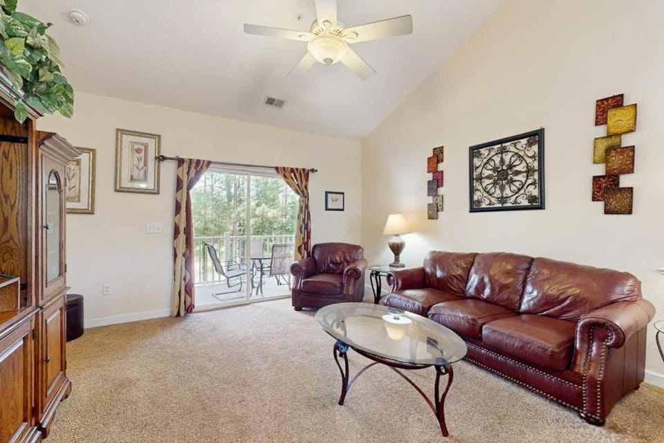 Willowbend at Barefoot Landing Apartment in North Myrtle Beach