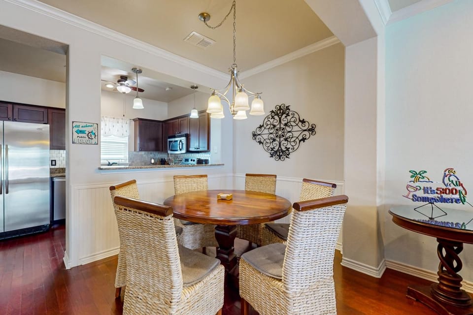 The Meridian Unit 14 Apartment in Port Aransas